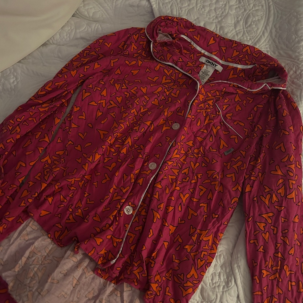 DKNY heart Pjs
